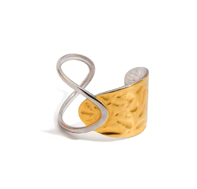 DuoTone Wavy Hammered Ring