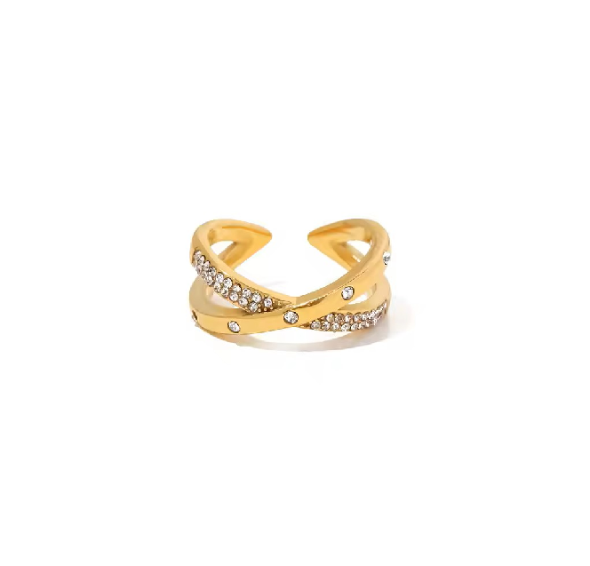 Twilight Twist Gold Ring