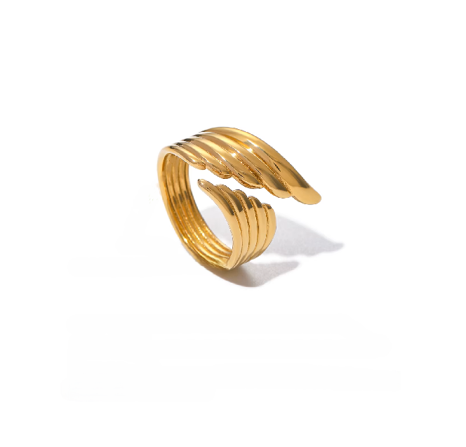 Winged Serenity Gold Ring